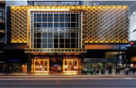 涟源门头设计与商业空间的纽带。