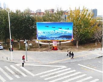 涟源户外大屏广告投放要点。